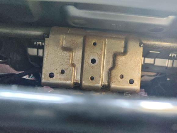 [青岛·鲁B] 二手现代朗动2015款 1.6L 手动领先型