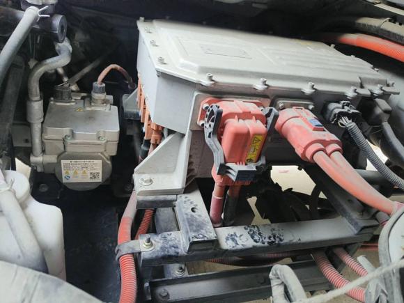 [上海·沪A] 二手金龙龙耀82021款 50厢货平顶