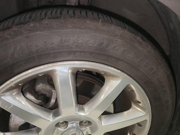 [上海·沪A] 二手凯迪拉克SLS赛威2011款 2.0T 豪华型