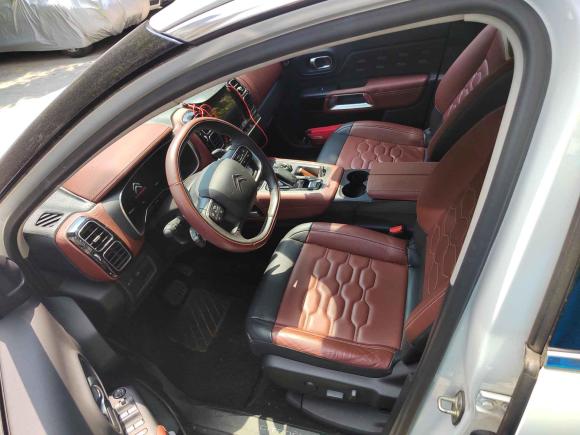 [上海·沪D] 二手雪铁龙天逸 C5 AIRCROSS2017款 380THP 豪华型