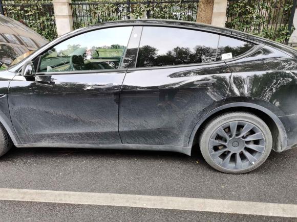 [上海·沪A] 二手特斯拉Model Y2021款 标准续航后驱版