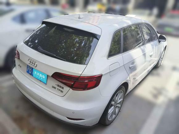 [上海·沪B] 二手奥迪奥迪A32018款 30周年年型 Sportback 35 TFSI 进取型