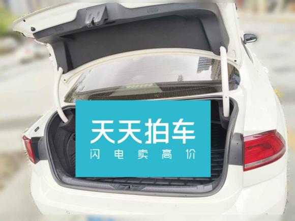 [深圳·粤M] 二手大众凌渡2015款 280TSI DSG豪华版