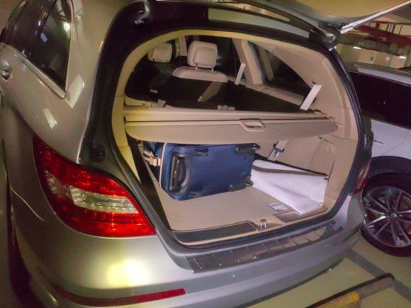 [上海·沪A] 二手奔驰奔驰R级2011款 R 350 L 4MATIC