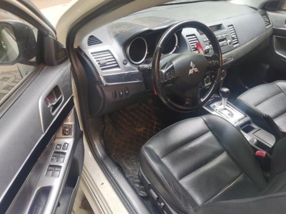 [南昌·赣A] 二手三菱翼神2015款 2.0L CVT旗舰版