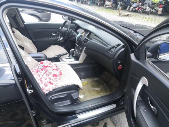 [合肥·皖A] 二手雷诺纬度2013款 改款 2.0L CVT舒适版