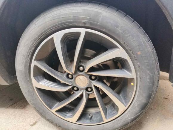 [合肥·鲁J] 二手众泰众泰T3002017款 1.5L 手动尊享型