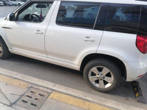 [上海·沪B] 二手斯柯达Yeti2017款 TSI280 DSG车享兄弟版