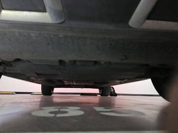 [南京·苏A] 二手奔驰奔驰GLC2019款 GLC 300 L 4MATIC 动感型