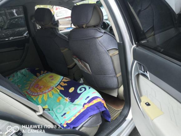 [上海·豫A] 二手雪佛兰乐风2010款 1.4AT风尚版