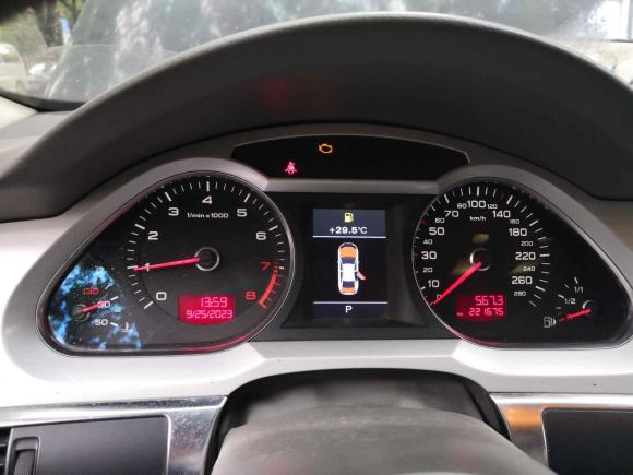 [上海·沪G] 二手奥迪奥迪A6L2010款 2.0 TFSI 自动标准型