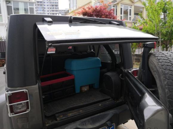 [青岛·鲁B] 二手Jeep牧马人2010款 3.8L Sahara 四门版