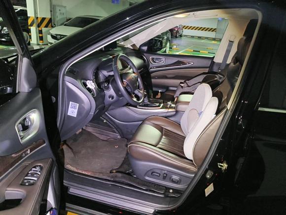 [成都·川A] 二手英菲尼迪英菲尼迪QX602016款 2.5 S/C Hybrid 四驱全能版 国V