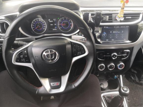 [上海·皖S] 二手中华中华V32015款 1.5L 手动智能型