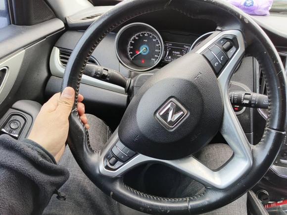 [上海·苏F] 二手众泰众泰SR72016款 1.5T CVT魔方之路版 国IV