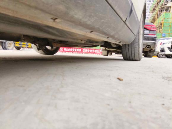 [济南·鲁A] 二手奔腾奔腾X802013款 2.0L 自动舒适型