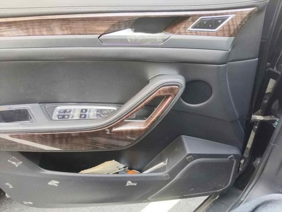 [青岛·鲁U] 二手众泰大迈X72017款 2.0T DCT至尊型