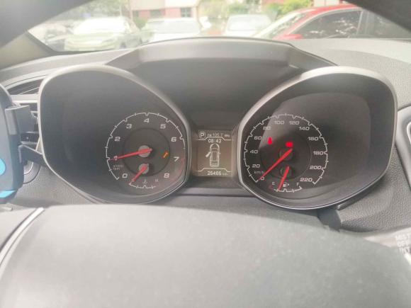 [上海·苏F] 二手奇瑞瑞虎52014款 2.0L CVT家悦版