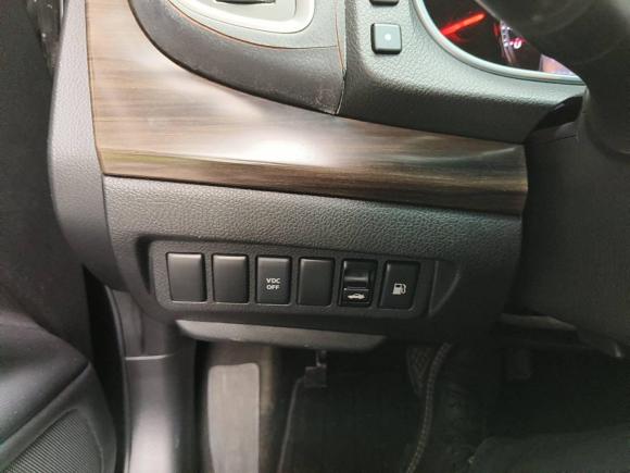 [广州·粤A] 二手日产天籁2011款 公爵 2.5L XV尊雅版