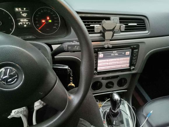 [上海·皖C] 二手大众朗逸2013款 改款 1.4TSI DSG舒适版