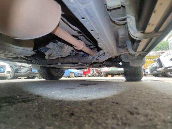 [深圳·粤B] 二手哈弗哈弗H92015款 2.0T 四驱豪华型 7座