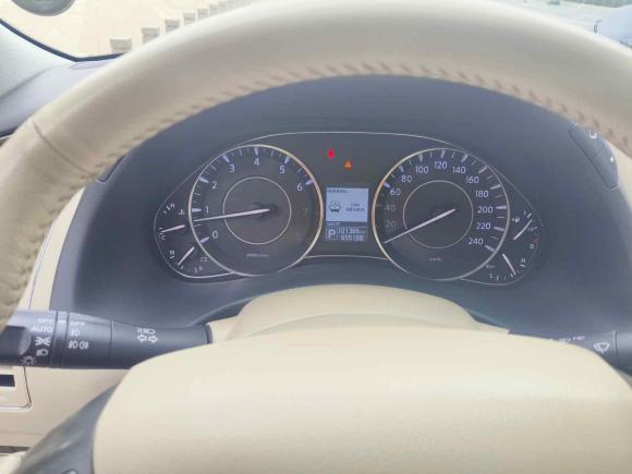 [佛山·粤Y] 二手日产途乐2017款 4.0L SE中东版