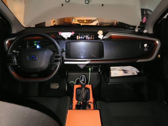 [南昌·赣A] 二手吉利汽车远景X12017款 1.3L 自动乐趣版