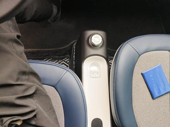 [苏州·苏E] 二手五菱汽车宏光MINIEV2022款 GAMEBOY 300km 玩咖款 磷酸铁锂