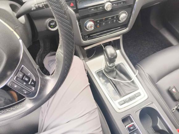 [合肥·皖B] 二手荣威荣威i62017款 20T 自动旗舰版