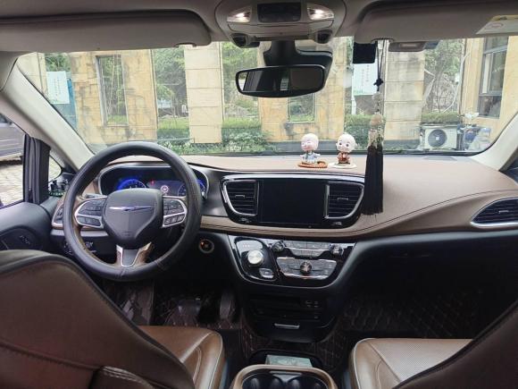 [无锡·苏B] 二手克莱斯勒大捷龙2017款 3.6L 尊享版