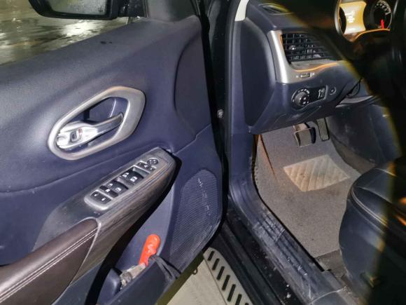 [宁波·浙B] 二手Jeep自由光2016款 2.4L 优越版