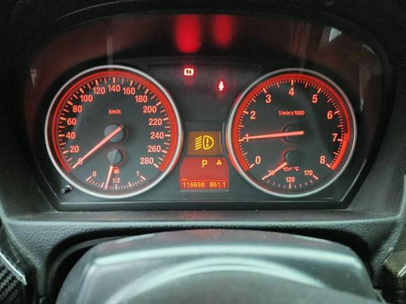 [芜湖·皖B] 二手宝马宝马3系2011款 330i敞篷轿跑版