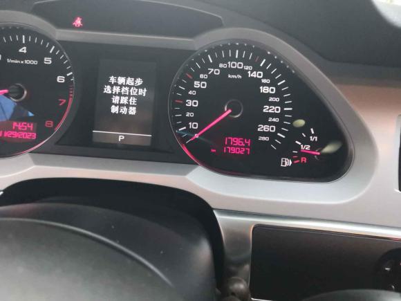 [上海·沪A] 二手奥迪奥迪A6L2011款 2.0 TFSI 自动舒适型