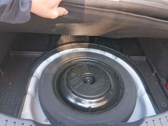 [南京·苏A] 二手福特福克斯2017款 三厢 1.6L 自动风尚型智行版