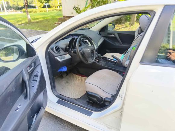 [苏州·苏U] 二手马自达马自达3星骋2012款 两厢 1.6L 自动精英型