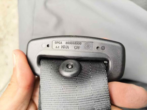 [南京·苏A] 二手标致标致4082013款 2.0L 手动舒适版