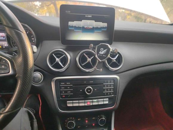 [苏州·鄂A] 二手奔驰奔驰GLA2017款 GLA 200 时尚型