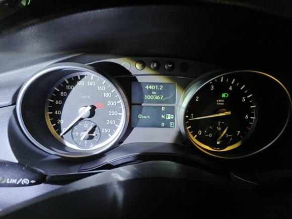 [成都·川A] 二手奔驰奔驰R级2017款 R 320 4MATIC 商务型臻藏版