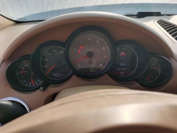 [西安·陕A] 二手保时捷Cayenne2011款 Cayenne S 4.8L