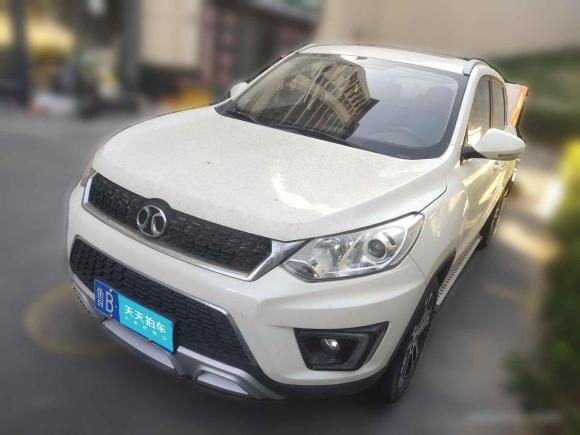 [青岛·鲁B] 二手北京汽车绅宝X352016款 1.5L 手动豪华版