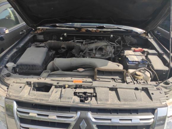 [上海·沪B] 二手三菱帕杰罗2012款 3.0L 精英版