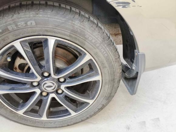 [上海·辽A] 二手东风风行风行S5002016款 1.6L CVT尊享型