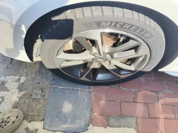 [南昌·赣A] 二手奥迪奥迪A4L2019款 40 TFSI 进取型 国V