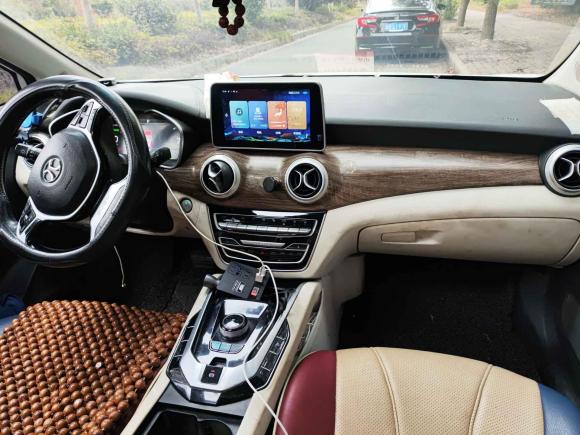 [宁波·粤A] 二手北京汽车北京EU52018款 R500 智风版