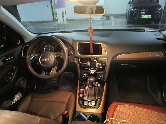 [南京·苏A] 二手奥迪奥迪Q52016款 40 TFSI 豪华型