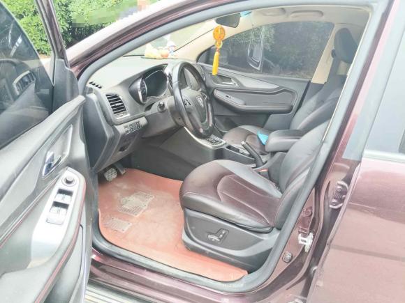 [合肥·皖K] 二手宝骏宝骏5602016款 1.8L iAMT豪华型