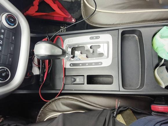 [上海·苏A] 二手奔腾奔腾X802013款 2.0L 自动舒适型