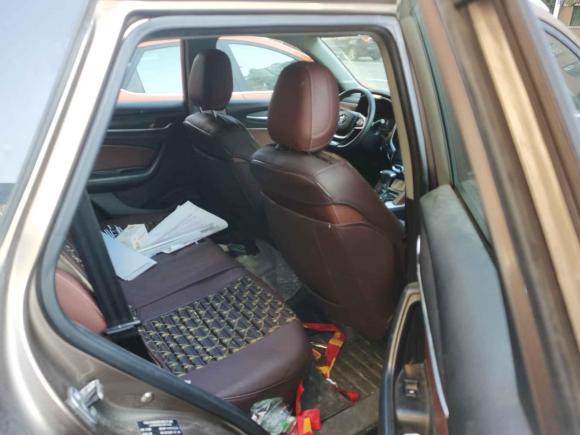 [合肥·皖A] 二手中华中华V62018款 1.5T 自动豪华型