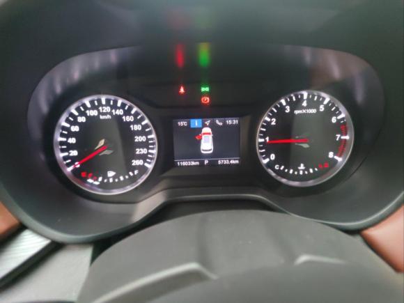 [西安·陕A] 二手中华中华V62018款 1.5T 自动尊贵型