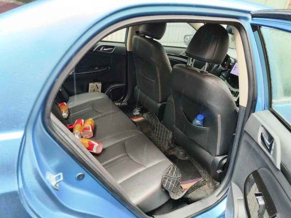 [义乌·浙G] 二手比亚迪比亚迪e52018款 出行版